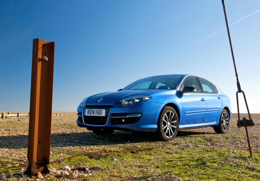  Renault Laguna GT Line 2011 года  (UK) (фото 30 из 30)